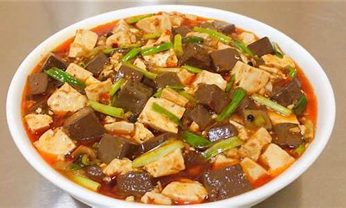 鸭血豆腐怎么烧好吃_鸭血豆腐